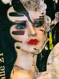 A shy beauty - Gabi Hampe