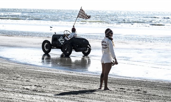 10 Victory Lap Auto Racing Pics