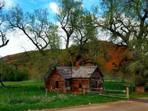 Cabin in red canyon