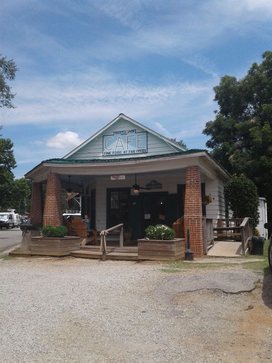 Whistle Stop Cafe Thorn's ArtWork Photography, Buildings