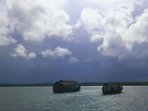Vembanad Lake Houseboats