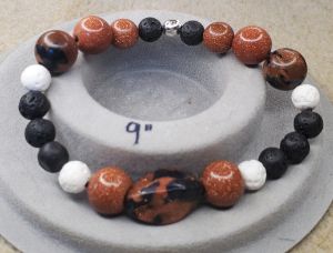 8" Stretch Bracelet, Gold Speck - Maui Crystal RainBows and GemStones