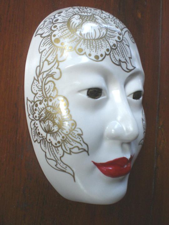 CERAMIC PAINTED FACE MASK DECORATIVE WALL HANGING MASK