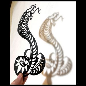 King Cobra | Papercut