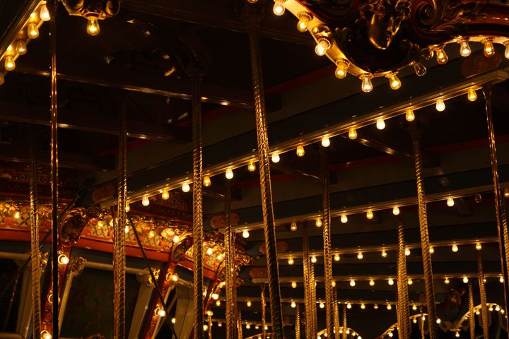 Carousel Lights - Anthea