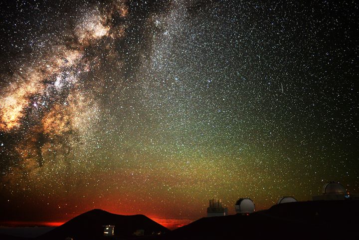 Stargazing atop Mauna Kea - Photography by Nao Tharp