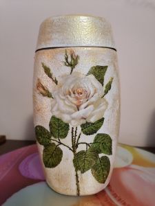 Rose jar decoupage