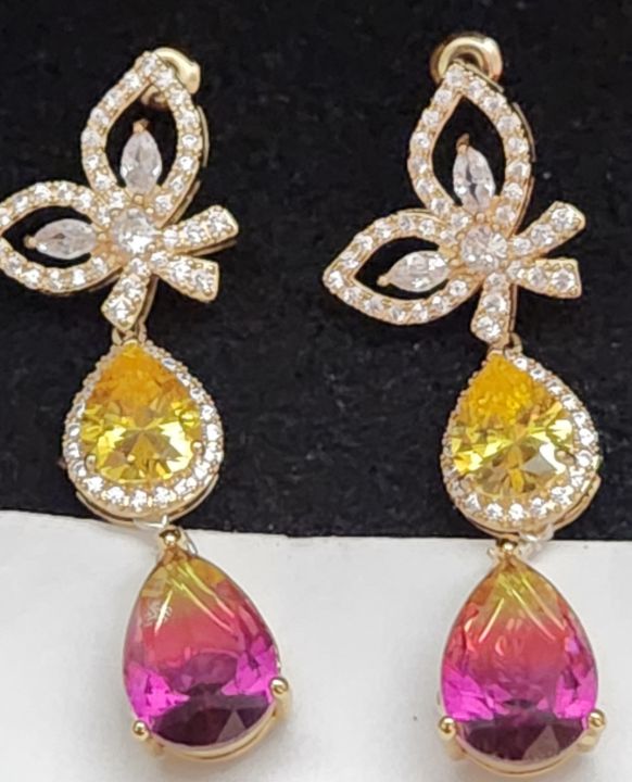 2191 Kristin's Crystal Creations Jewelry, Earrings ArtPal