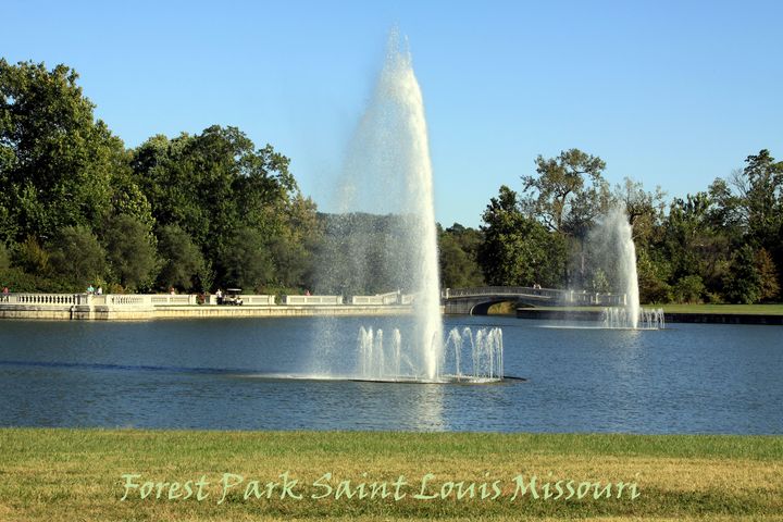 Water Fountains in Forest Park - Paintings by John Lautermilch