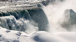 Frozen Niagara Falls 1