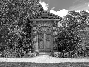 Arundel castle door