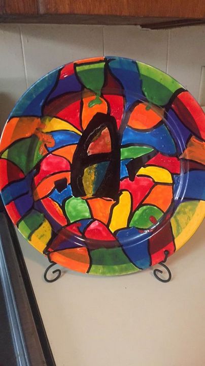 handpainted decorative plates - TGI Wine