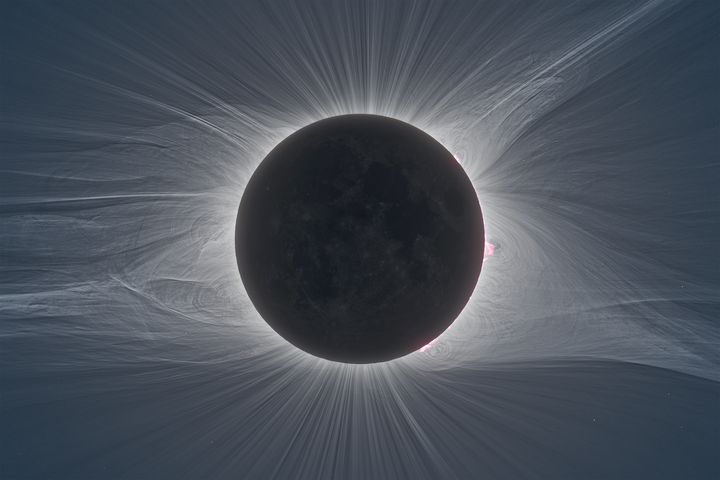 magnetic corona - Great American Eclipse