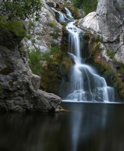 calming noisy water