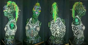 HUMAN/ALIEN HYBRID - ManneKens Wall Art