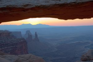 Canyonlands: just before dawn
