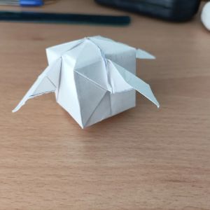 Flying origami