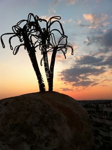 Empty Island over a sunset - Pablo Alberti Sculptor