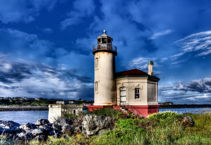 Coquille River Lighthouse - Thom Zehrfeld Photography