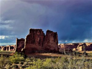 Devil's Garden Trail - Rene's Gifts