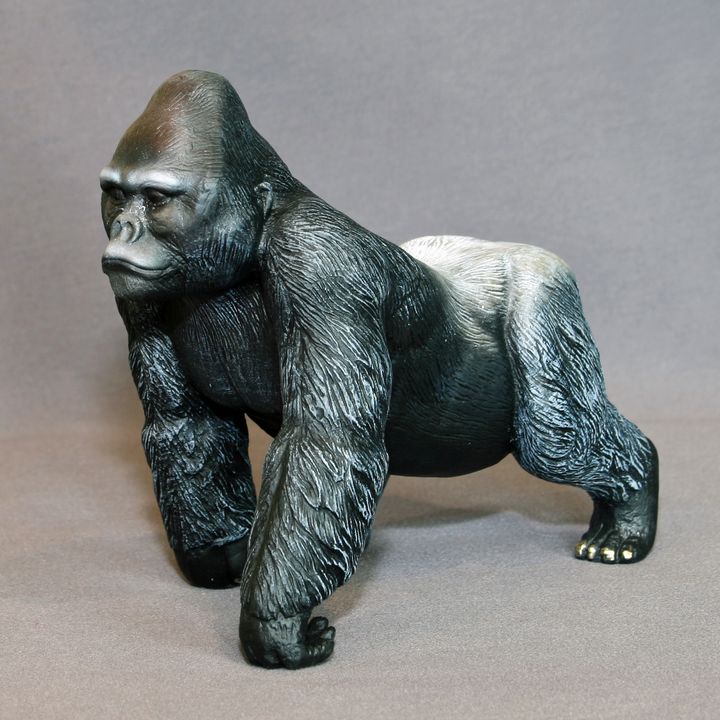 Gorilla Bronze "Silverback Gorilla" - Bronze By Barry Stein