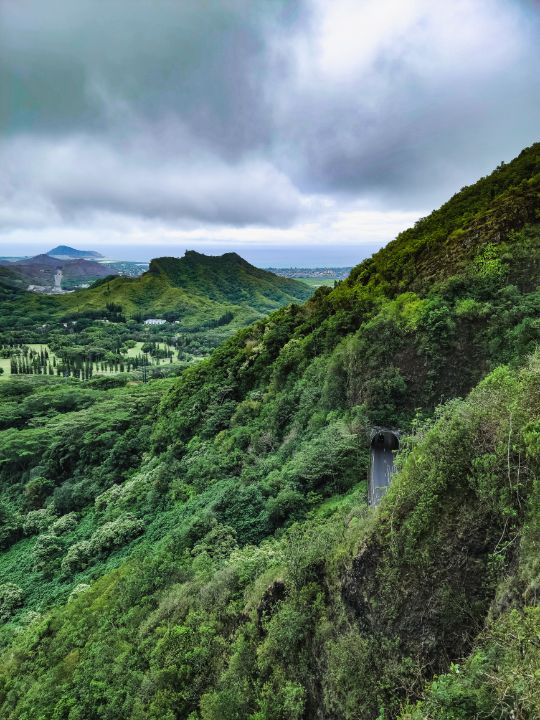 Overlook view of Nuʻuanu Pali Tunnel - ByHarper