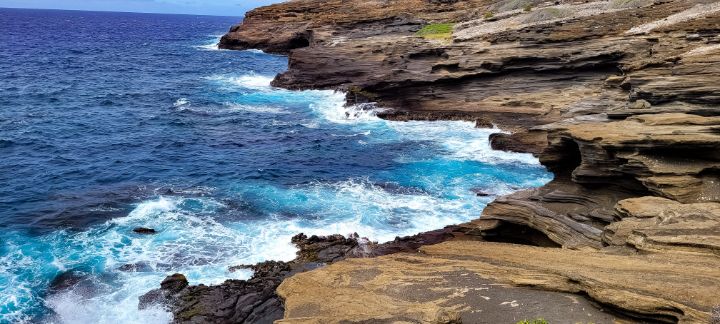 Lava Cliffs in Oahu - ByHarper