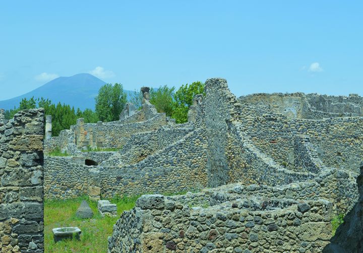 Remains of Pompeii - Hankins Gallery
