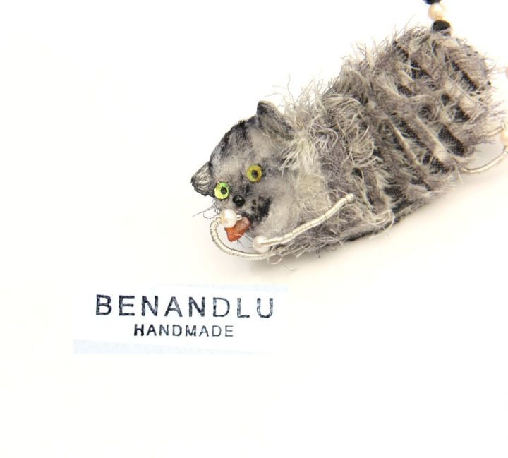 Kitty Cat brooch - BENANDLU Art - Evgenia Alexeeva