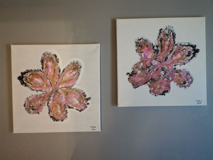 Pink flower - Tinka Art