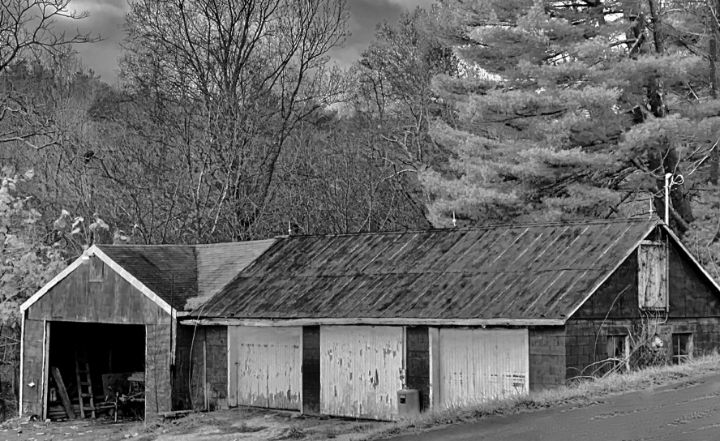 4 Bay Shed - Joseph Thaler Photo Art