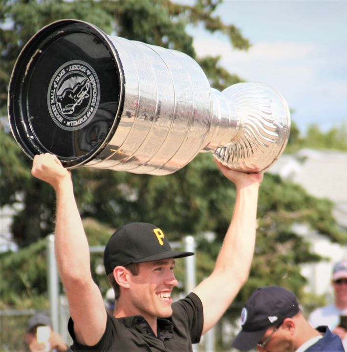 Carter Rowney & Stanley Cup - Outdoor Photography