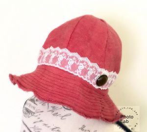 Shabby "Annie'" Cloche