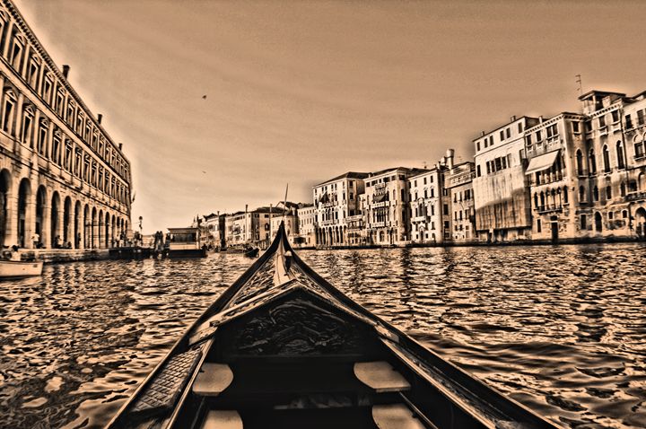 Venice Gondola POV - MattNaiden Photography