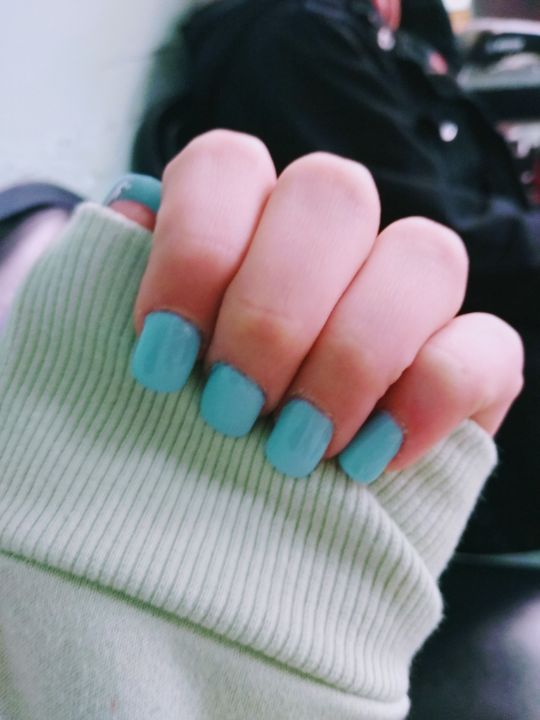 Turquoise Nails - Michelle Noice