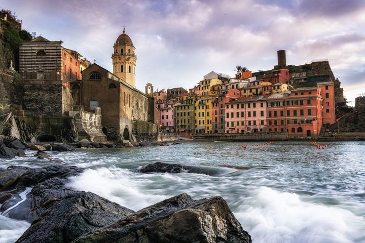 Vernazza Waves - Aaron Choi Photography