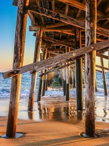 A different side of the pier
