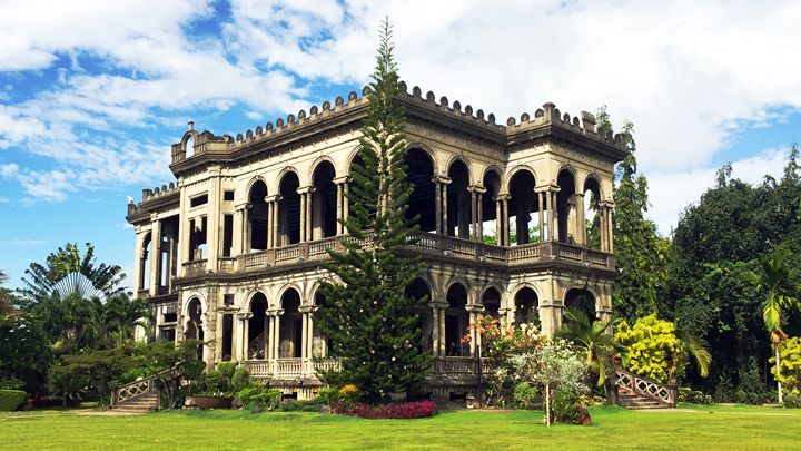 The Ruins, Bacolod - Realmayo