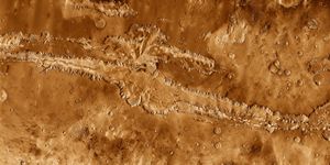 Valles Marineris - Yvonne