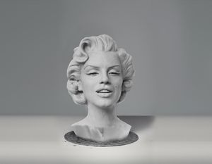 Marilyn Monroe Sculpture