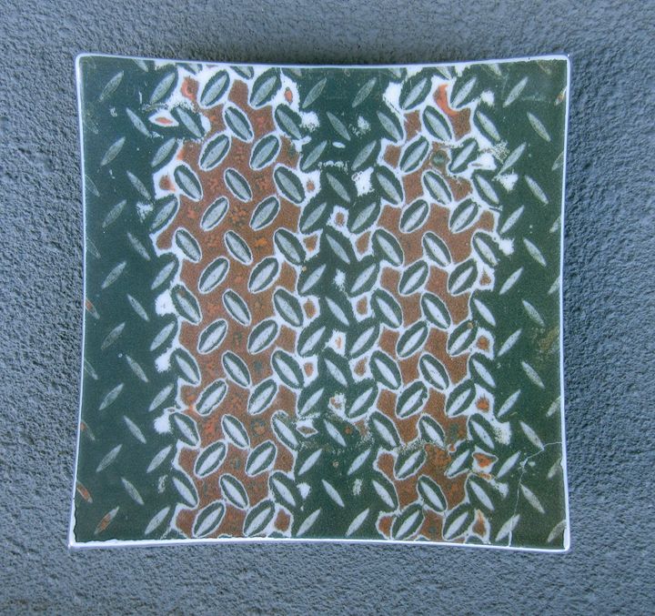 Handmade Decorative Plate - Malcolm Nicoll/Newport Circle Designs