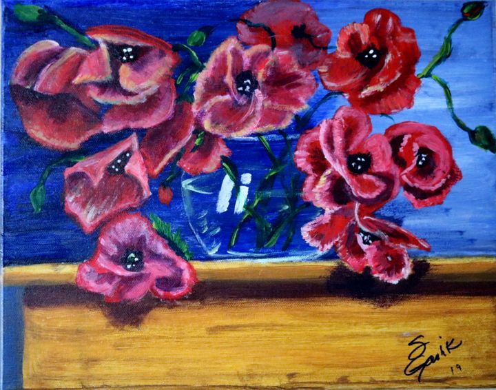 Poppies in a glass vase - About Town Artistry
