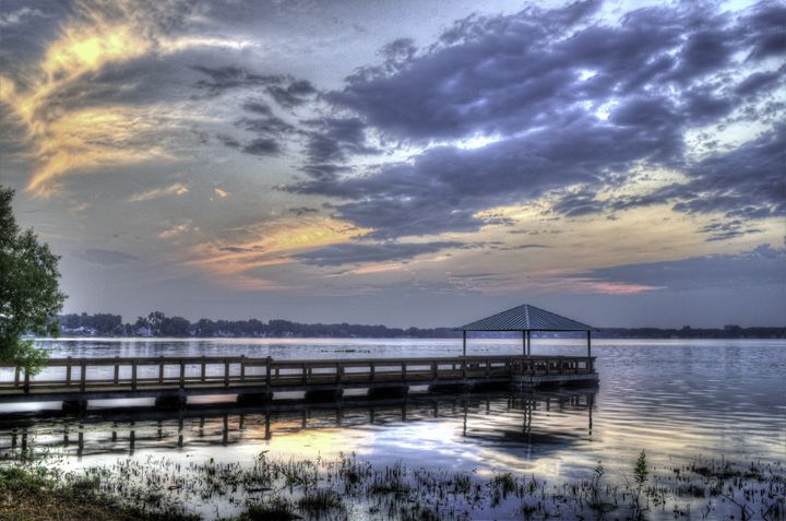 Pier on the Lake - Kazoo in HDR