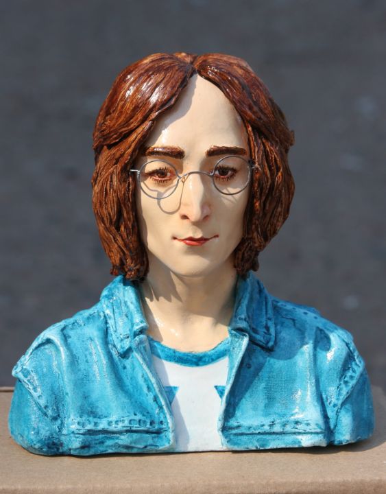 Portrait bust of John Lennon - Rock Portraits By Larisa Churkina