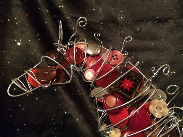 Red Buttons - Wire Ponies & Paintings on Glass