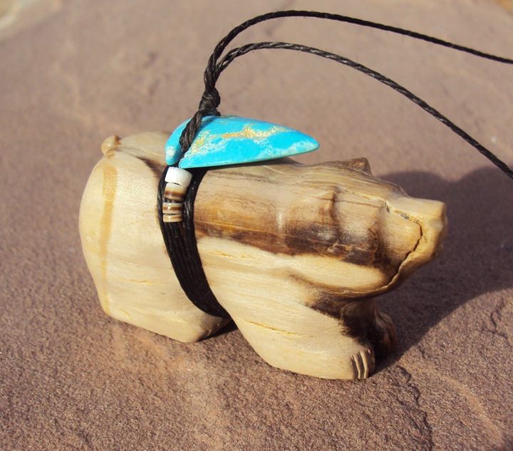 Bear carving necklace - gchachuart