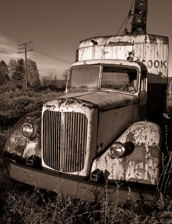 The Old Truck, Sunrise - Stephen H Bitzer