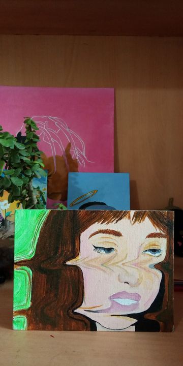 Distorted beauty - Canvases by Tanu