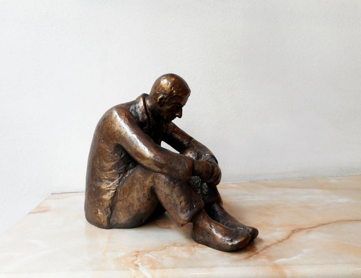 Realistic sculpture of a Sad man - Miniature Gallery