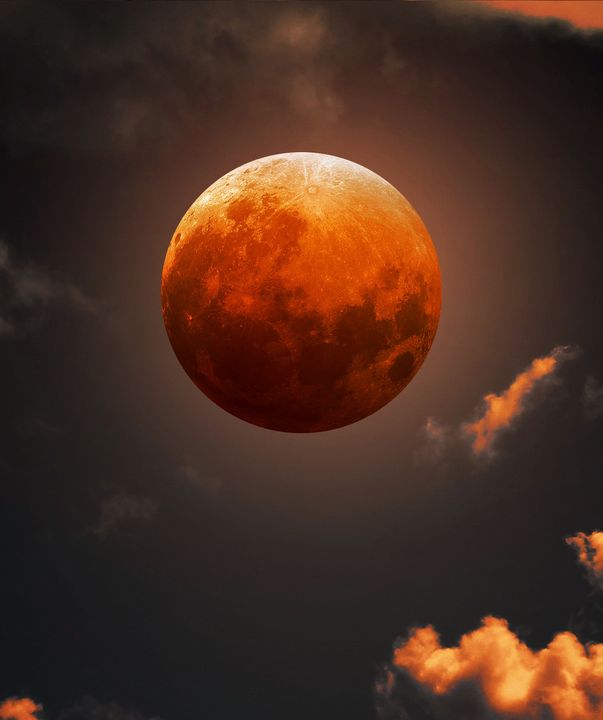 Moon lunar eclipse - Creative Photography